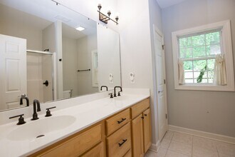 768 Gold Finch Way in Vass, NC - Building Photo - Building Photo