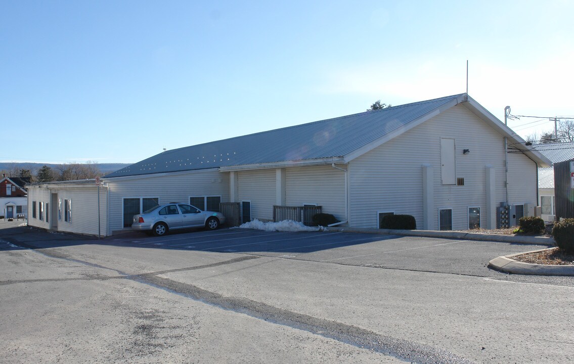 129 N Sparks St in State College, PA - Building Photo