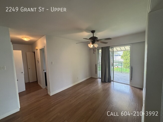 2249 Grant St in Abbotsford, BC - Building Photo - Building Photo