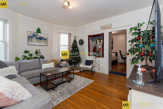 7 Gardner Ter, Unit 1 in Boston, MA - Foto de edificio - Building Photo