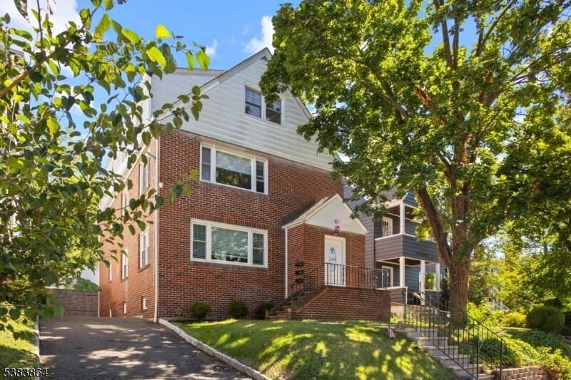 47 Morris Pl, Unit 3 in Bloomfield, NJ - Foto de edificio