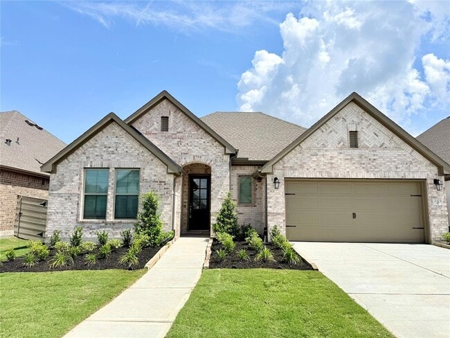 property at 2323 Peach Oak Xing