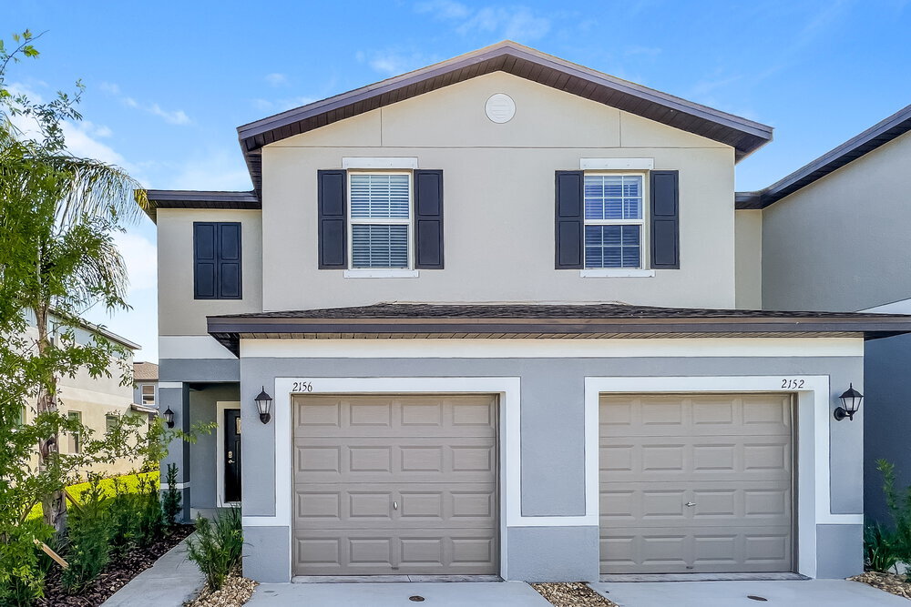2156 Azure Vw Wy in Lutz, FL - Building Photo