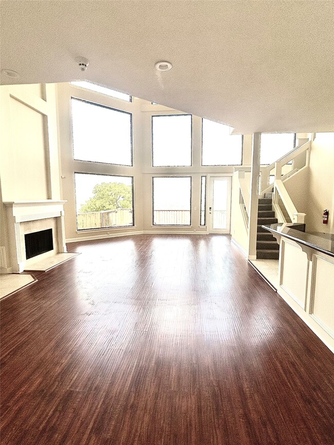 807 Kipp Ave in Kemah, TX - Building Photo - Building Photo