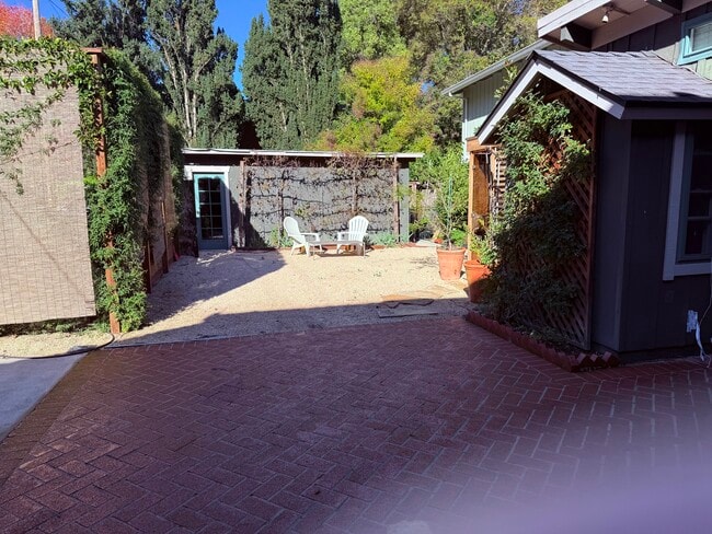 196 Tunstead Ave in San Anselmo, CA - Building Photo - Building Photo