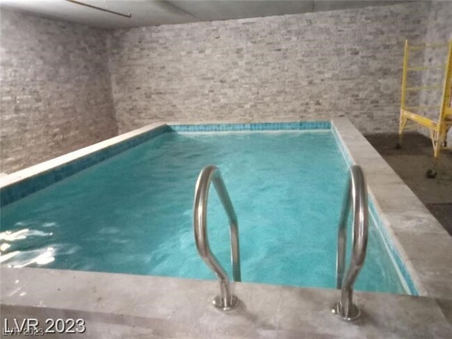 property at 311 Crestview Dr