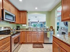 8693 Querce Ct in Naples, FL - Building Photo - Building Photo