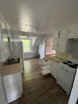 402 W William St, Unit 2 in Maumee, OH - Building Photo