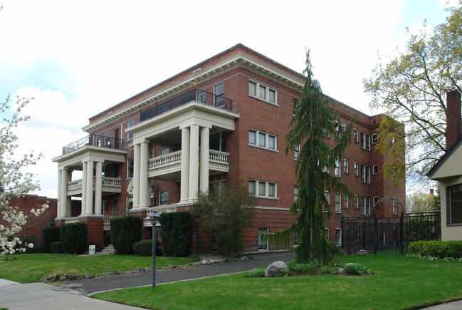 Avienda Apartments in Spokane, WA - Foto de edificio - Building Photo