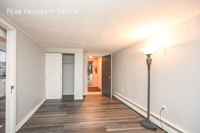 2625 Robertson Ave in Cincinnati, OH - Building Photo - Building Photo