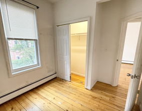 44 Delle Ave, Unit 2 in Boston, MA - Foto de edificio - Building Photo