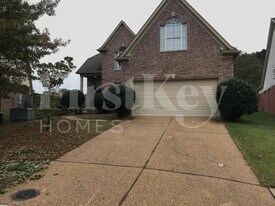 7142 Queens Crown Ct in Memphis, TN - Building Photo