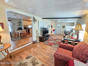 131 Forest Lake Dr in Cocoa, FL - Foto de edificio - Building Photo