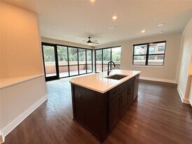 3255 Carlisle St in Dallas, TX - Building Photo