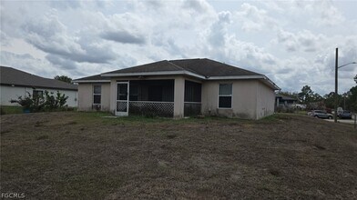 2512 53rd St W in Lehigh Acres, FL - Building Photo - Building Photo