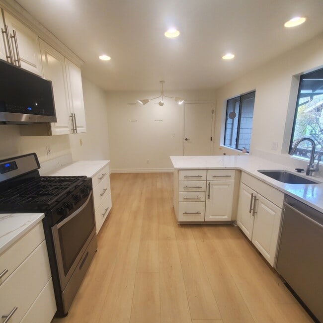 2712 174th Ave NE in Redmond, WA - Building Photo - Building Photo