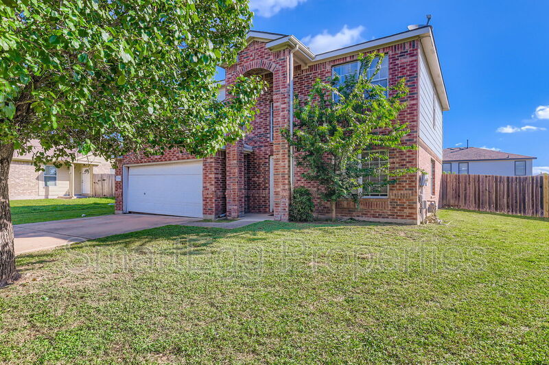 924 Melted Candle Cove in Pflugerville, TX - Building Photo