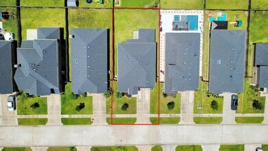 1567 Harvest Vine Ct in Friendswood, TX - Building Photo - Building Photo