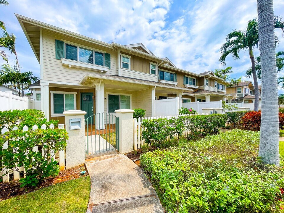 91-1015-1015 Kaipalaoa St in Ewa Beach, HI - Building Photo