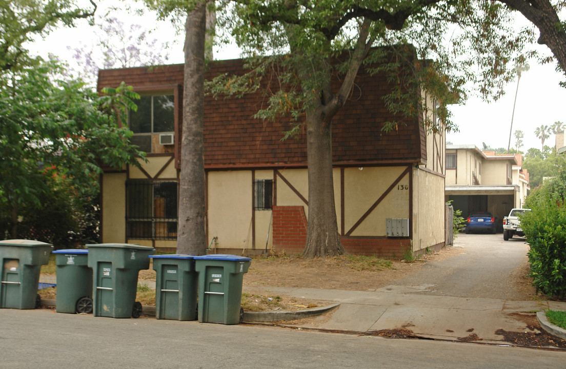 130 Marion Ave in Pasadena, CA - Building Photo