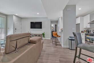 433 E Tamarack Ave in Inglewood, CA - Building Photo - Building Photo