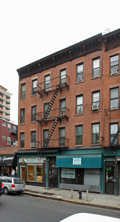 103-109 Smith St in Brooklyn, NY - Building Photo