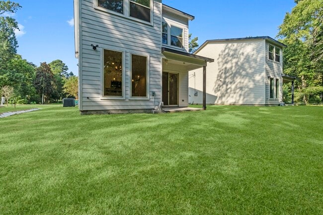 property at 1007 Spokane River Rd