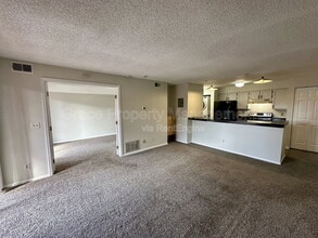 4899 S Dudley St in Littleton, CO - Foto de edificio - Building Photo