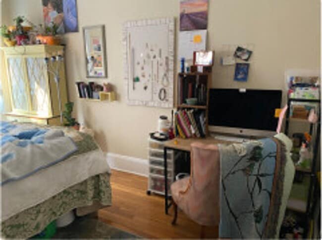 883 Huntington Ave in Boston, MA - Foto de edificio - Building Photo