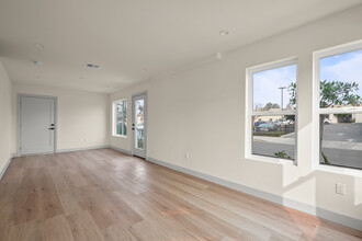 2154 245th St, Unit 1A in Lomita, CA - Building Photo - Building Photo