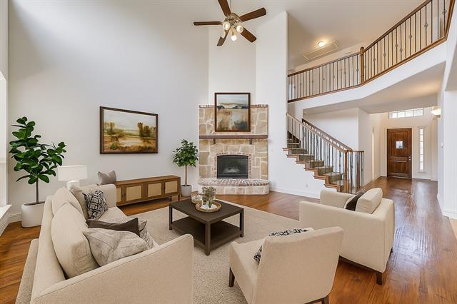property at 1321 Talley Ln