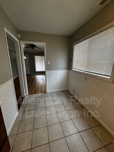 20818 Atlantic Ave in Warren, MI - Building Photo - Building Photo