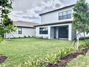 4490 Gramercy Dr in Oakland Park, FL - Building Photo - Building Photo