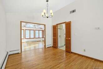 4 Sassi Dr in Croton-on-Hudson, NY - Building Photo - Building Photo