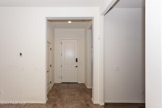 926 N Gomez St in Prescott Valley, AZ - Building Photo - Building Photo