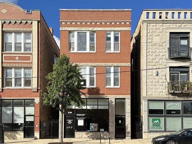 property at 2136 W Chicago