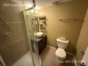 2625 Centennial St in Abbotsford, BC - Building Photo - Building Photo