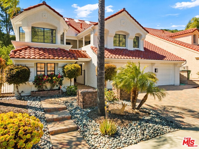 property at 6143 Lake Lindero Dr
