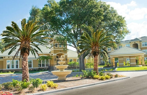 Kensington Gardens in Riverview, FL - Foto de edificio