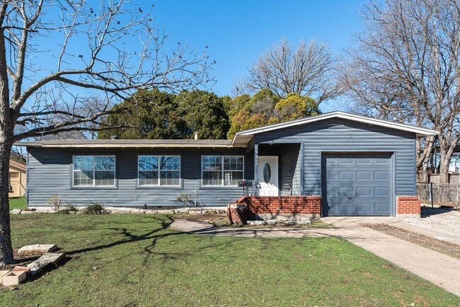 12317 Gardenia Pl in Dallas, TX - Building Photo - Building Photo