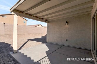 8755 E Stone Ct in Tucson, AZ - Building Photo - Building Photo