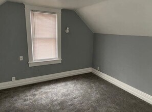 2257 S 10th St in Springfield, IL - Building Photo - Building Photo