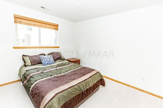 property at 4292 39th Ave S
