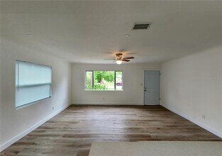 419 40th Ave S in St. Petersburg, FL - Building Photo - Building Photo