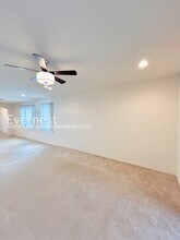 10625 Pictorial Park Dr in Tampa, FL - Building Photo - Building Photo
