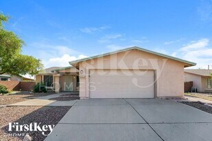 8640 N Chinaberry St in Tucson, AZ - Building Photo