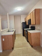 5485 Sierra Tr in College Park, GA - Building Photo - Building Photo