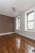 East 18th Street in New York, NY - Building Photo - Building Photo