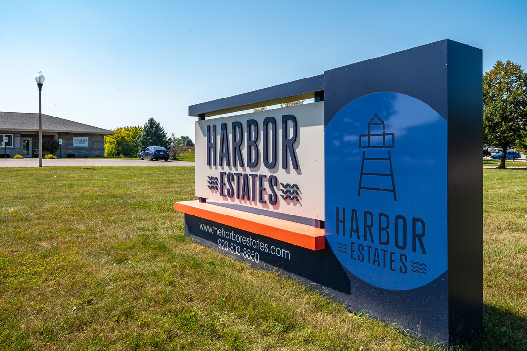 Harbor Estates in Sheboygan, WI - Foto de edificio