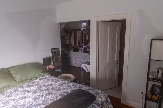 64 Orchard Dr in Rhinecliff, NY - Building Photo - Building Photo